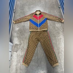 Gucci Sweatsuit
